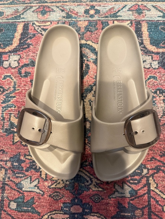 Birkenstock Shoes - Birkenstock Taupe EVA Single-Buckle Slide Sandals size 37. Worn once!!